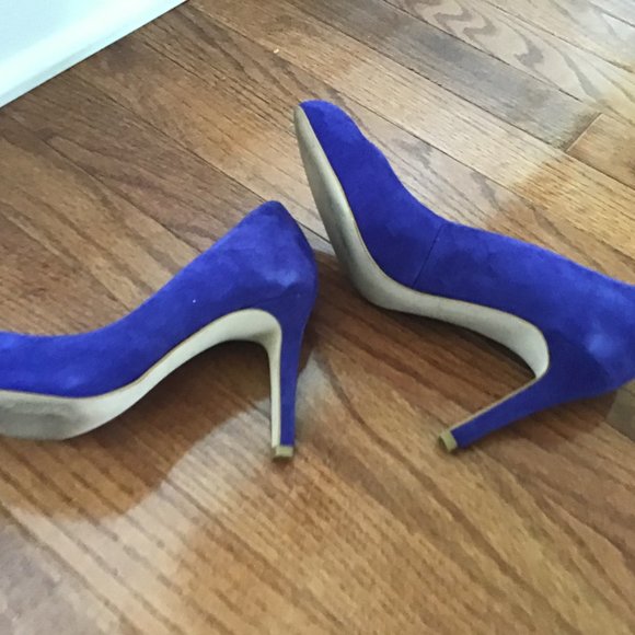 Pumps - Picture 4 of 5